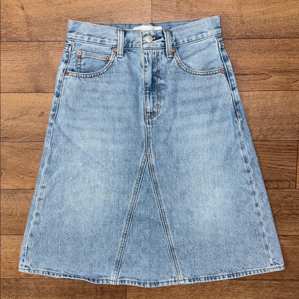 Denim Forum Size 24 The 90’s Midi Denim Skirt 100% Cotton Aritzia Coastal Casual